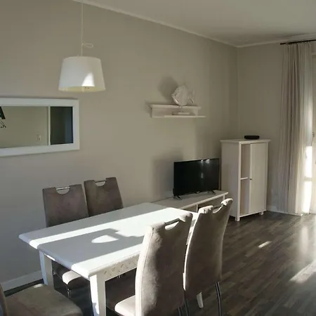 Balkon, gratis Nutzung vom AHOI Erlebnisbad und Sauna in Sellin - Residenz Strandeck FeWo01