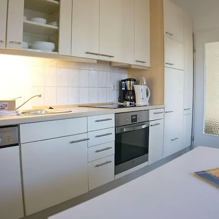 Balkon, gratis Nutzung vom AHOI Erlebnisbad und Sauna in Sellin - Residenz Strandeck FeWo01 Apartment *