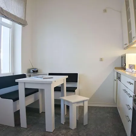Apartment Balkon, gratis Nutzung vom AHOI Erlebnisbad und Sauna in Sellin - Residenz Strandeck FeWo01