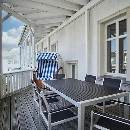 Balkon, gratis Nutzung vom AHOI Erlebnisbad und Sauna in Sellin - Residenz Strandeck FeWo01 *
