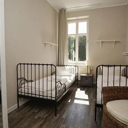 Apartment Balkon, gratis Nutzung vom AHOI Erlebnisbad und Sauna in Sellin - Residenz Strandeck FeWo01 Goehren (Ruegen)